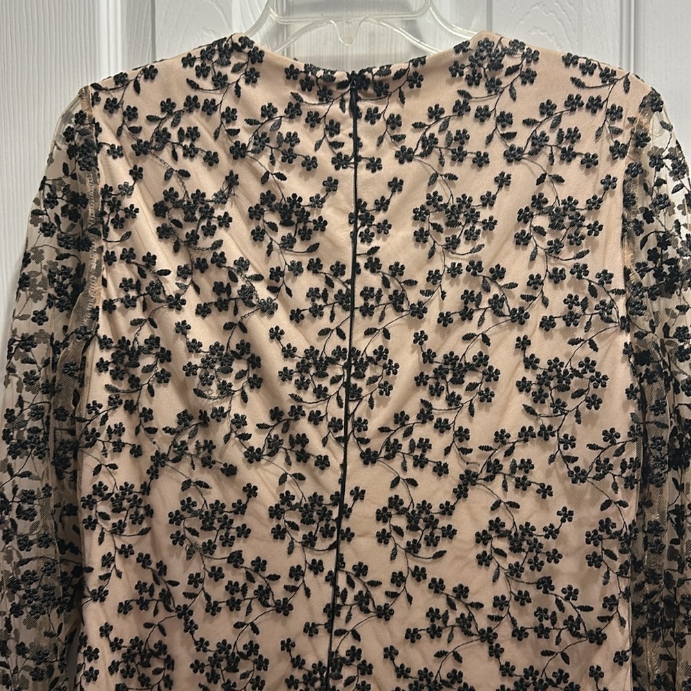 BETSY JOHNSON WOMEN DRESS LACE EMBROIDERY NUDE/BLACK SHIFT DRESS - Picture 6 of 8